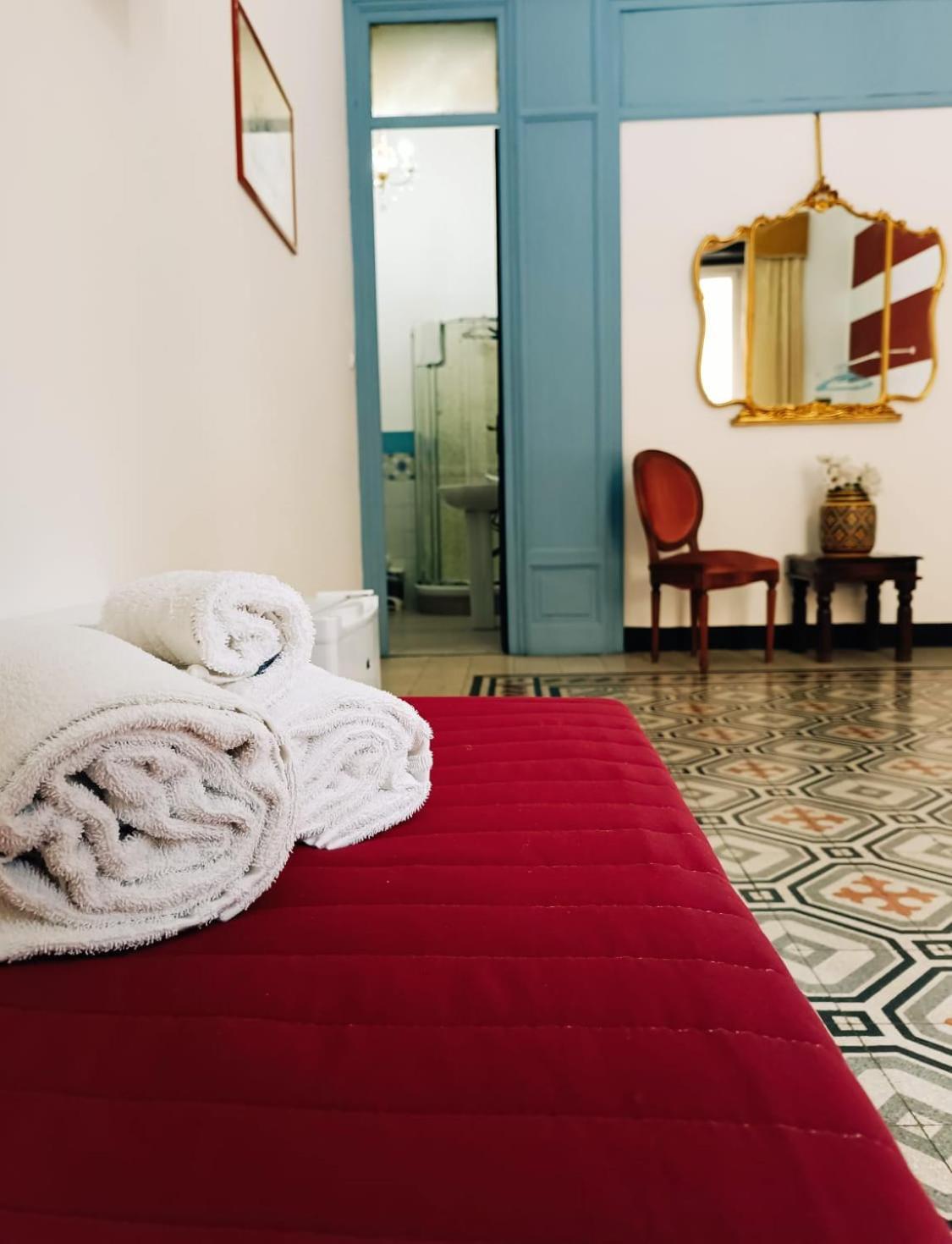 Teatro Del Sole Cavour Guest house